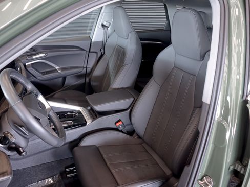 Certified 2025 Audi Q5 Premium w/ Premium Plus AWD/4WD image 7