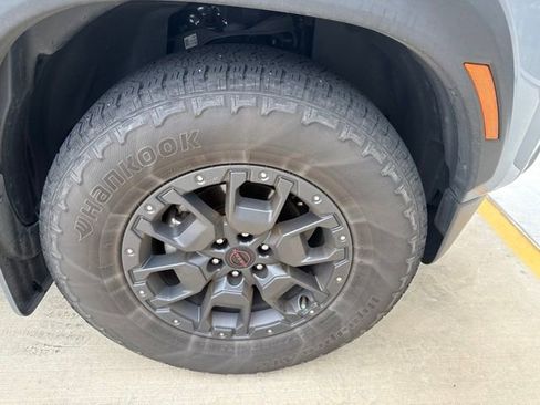 Used 2023 Nissan Frontier Pro-X w/ Pro-X Premium Package RWD image 6