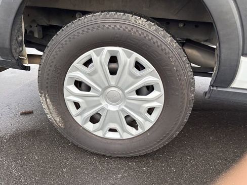 Used 2023 Ford Transit 350 XLT image 15