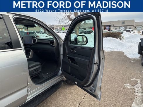 Used 2024 Toyota Tundra Limited image 45