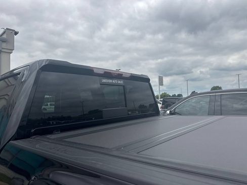 Used 2024 GMC Sierra 2500 AT4X AWD/4WD image 10