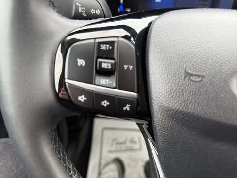Used 2023 Ford Escape Active image 19