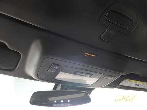 Used 2015 Chevrolet Camaro SS w/ RS Package image 10