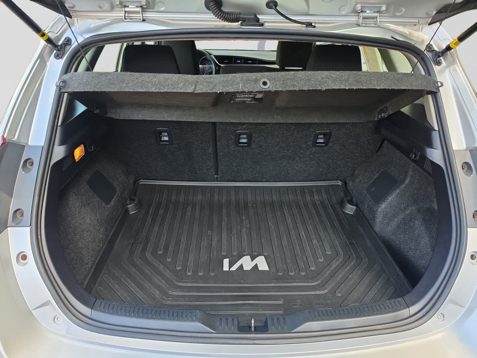 Used 2018 Toyota Corolla iM w/ All-Weather Mat Package FWD image 4