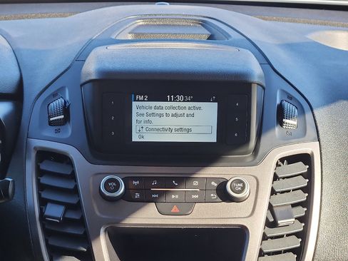 Used 2021 Ford Transit Connect XL image 17