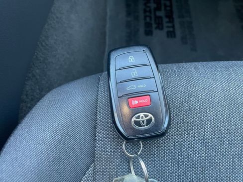 Used 2025 Toyota Camry LE image 22