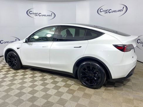 Used 2023 Tesla Model Y Long Range image 4