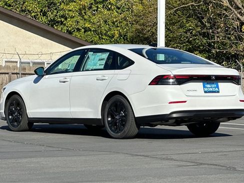 New 2025 Honda Accord SE image 6