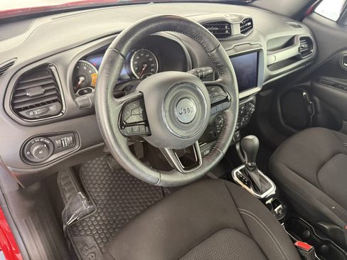 Used 2022 Jeep Renegade Altitude AWD/4WD image 15