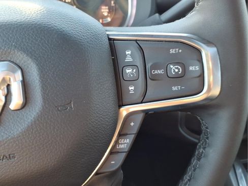 Used 2025 RAM 3500 Laramie AWD/4WD image 24
