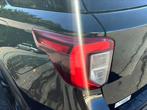 Used 2022 Ford Explorer ST-Line w/ Class IV Trailer Tow Package image 31