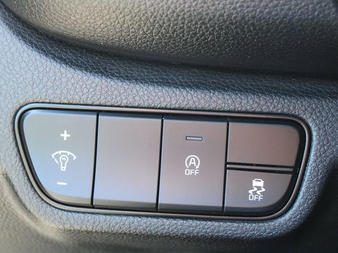 Certified 2026 Kia Seltos LX AWD/4WD image 23