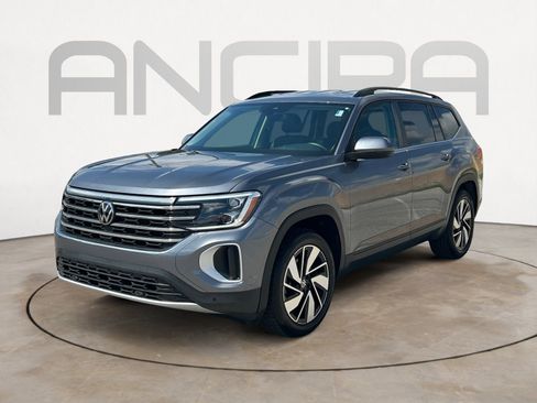 Used 2025 Volkswagen Atlas SE FWD image 6