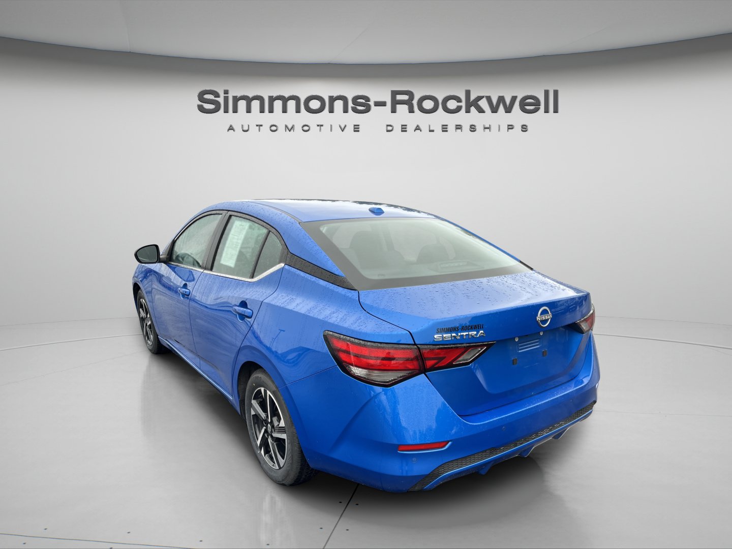 Used 2025 Nissan Sentra SV FWD image 3