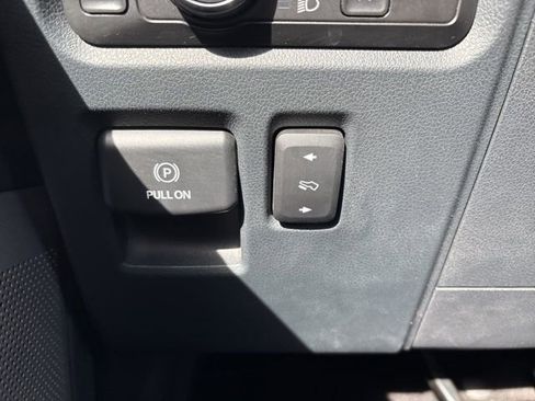 Used 2021 Ford F150 Lariat w/ Equipment Group 502A High image 19