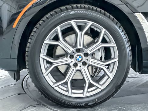 Used 2021 BMW X7 xDrive40i w/ Premium Package image 26