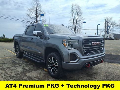 Used 2019 GMC Sierra 1500 AT4 w/ AT4 Premium Package image 3