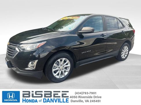 Used 2020 Chevrolet Equinox LS w/ LS Convenience Package FWD image 1