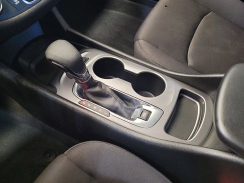 Used 2025 Chevrolet Malibu LS w/ LPO, Floor Liner Package FWD image 26