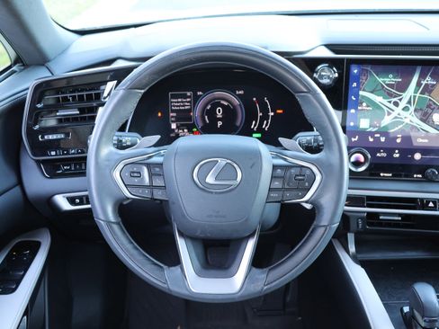 Certified 2023 Lexus RX 350h image 17