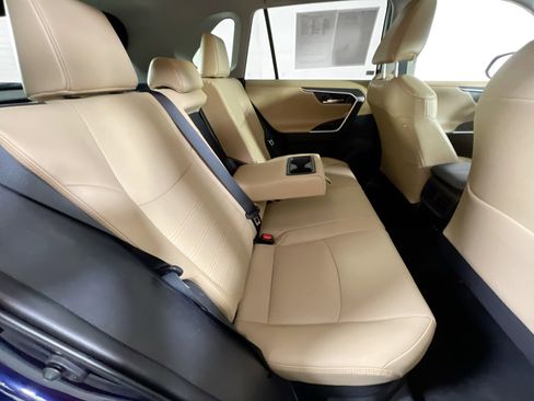 Used 2019 Toyota RAV4 Limited w/ Limited Grade Weather Package image 27