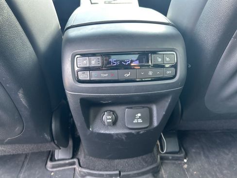 Used 2024 Hyundai Palisade Calligraphy image 26