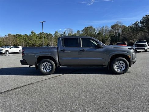 New 2026 Nissan Frontier S image 9