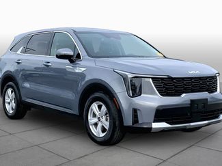 Used 2025 Kia Sorento LX FWD video 3
