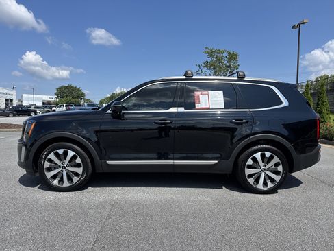 Used 2022 Kia Telluride S FWD image 7