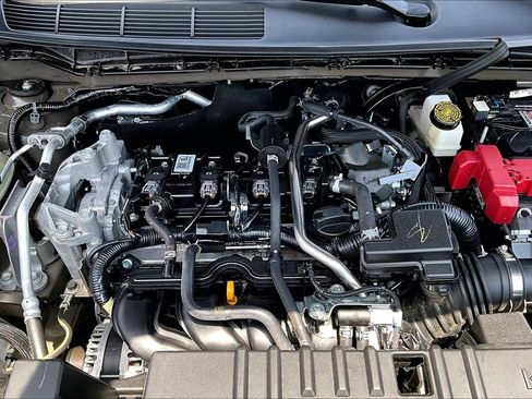 Used 2025 Nissan Kicks S AWD/4WD image 22