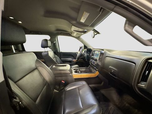 Used 2018 Chevrolet Silverado 1500 LTZ w/ Sport Package AWD/4WD image 29