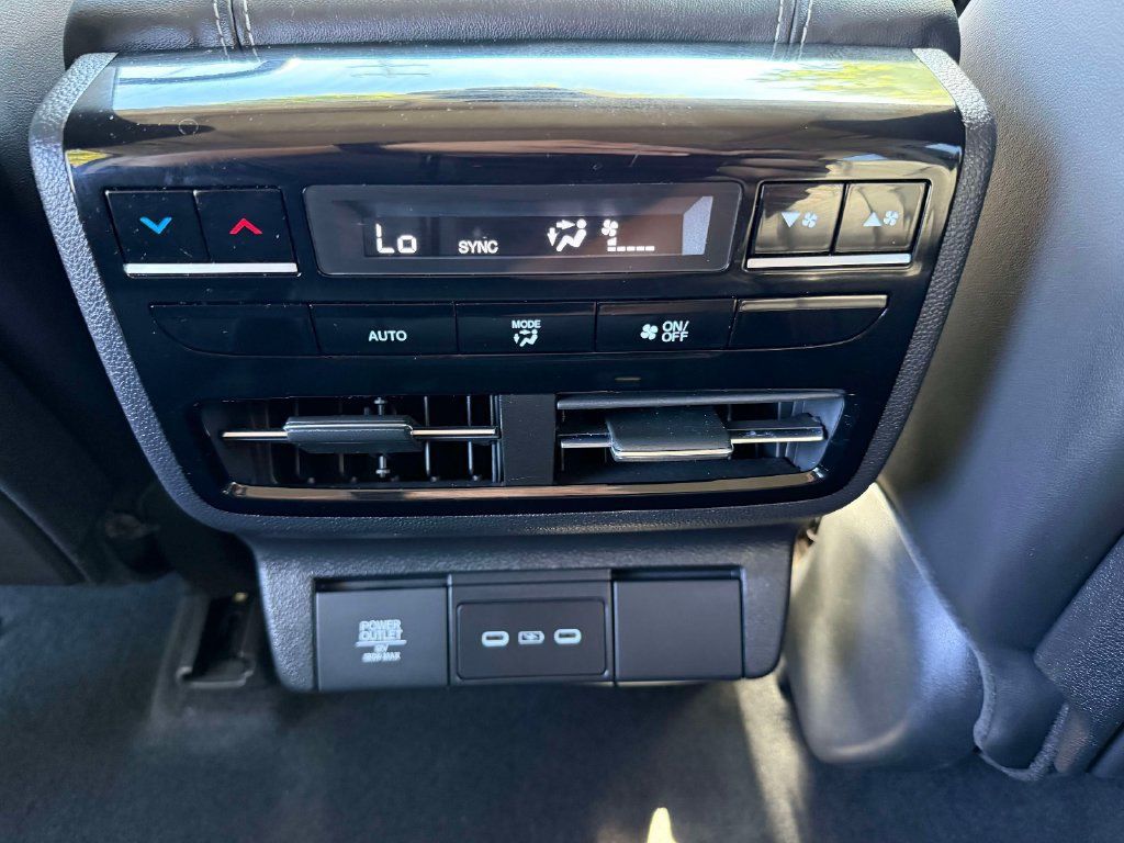 Certified 2026 Acura MDX w/ Technology Package AWD/4WD image 12
