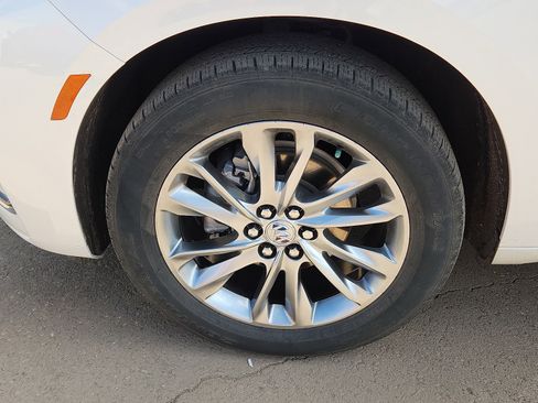 Used 2023 Buick Enclave Avenir w/ Avenir Technology Package image 7