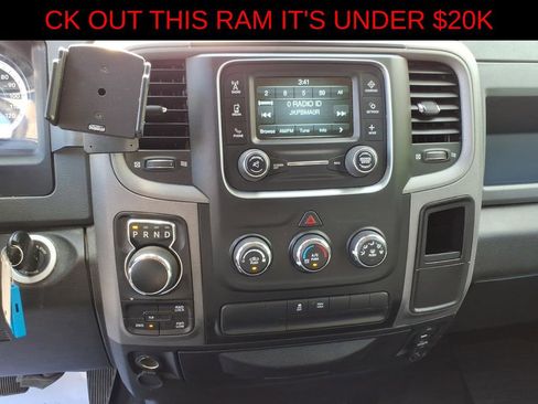 Used 2018 RAM 1500 Express w/ Black Ram 1500 Express Group AWD/4WD image 19