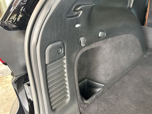 Used 2018 Jeep Grand Cherokee Trackhawk AWD/4WD image 38