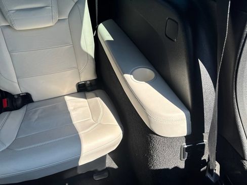 Used 2017 Mercedes-Benz GLS 450 4MATIC image 41