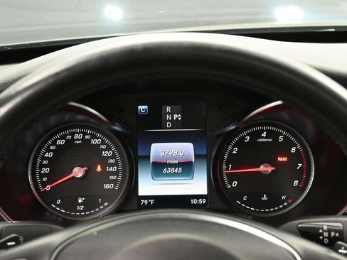 Used 2018 Mercedes-Benz C 300 4MATIC Sedan image 11