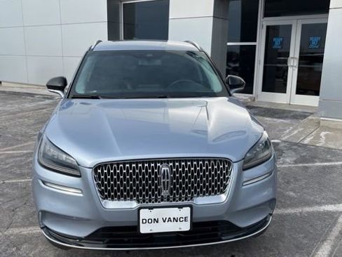 Used 2022 Lincoln Corsair AWD w/ Equipment Group 101A image 9