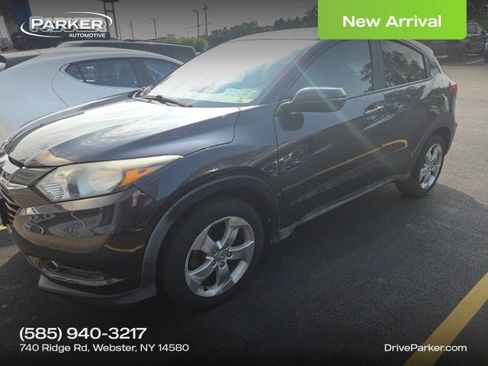 Used 2016 Honda HR-V EX image 1