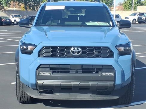 Certified 2025 Toyota 4Runner TRD Off-Road Premium image 2