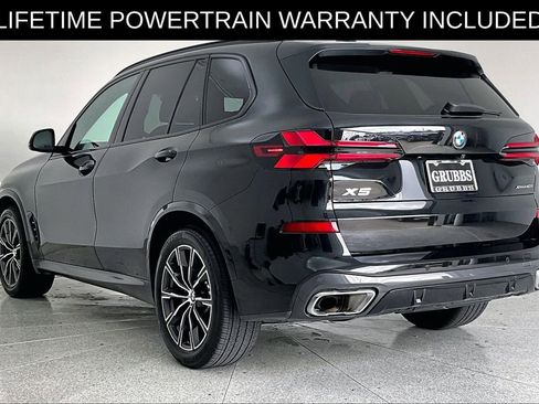 Used 2025 BMW X5 xDrive40i w/ M Sport Package AWD/4WD image 16