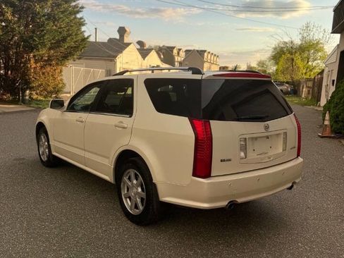 Used 2005 Cadillac SRX V8 image 4