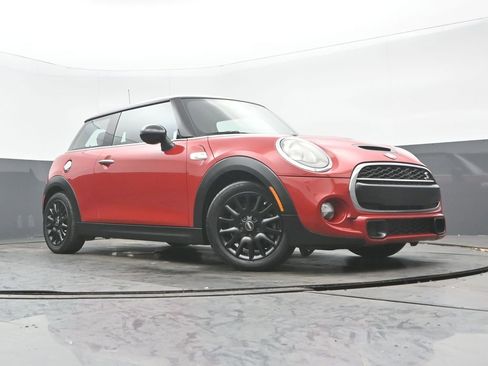 Used 2016 MINI Cooper S w/ Storage Package image 23