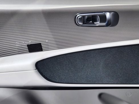 New 2025 Hyundai Ioniq 6 SEL image 7