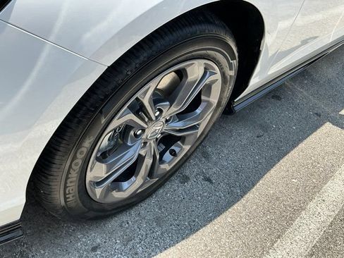 Used 2026 Honda Accord EX-L image 15