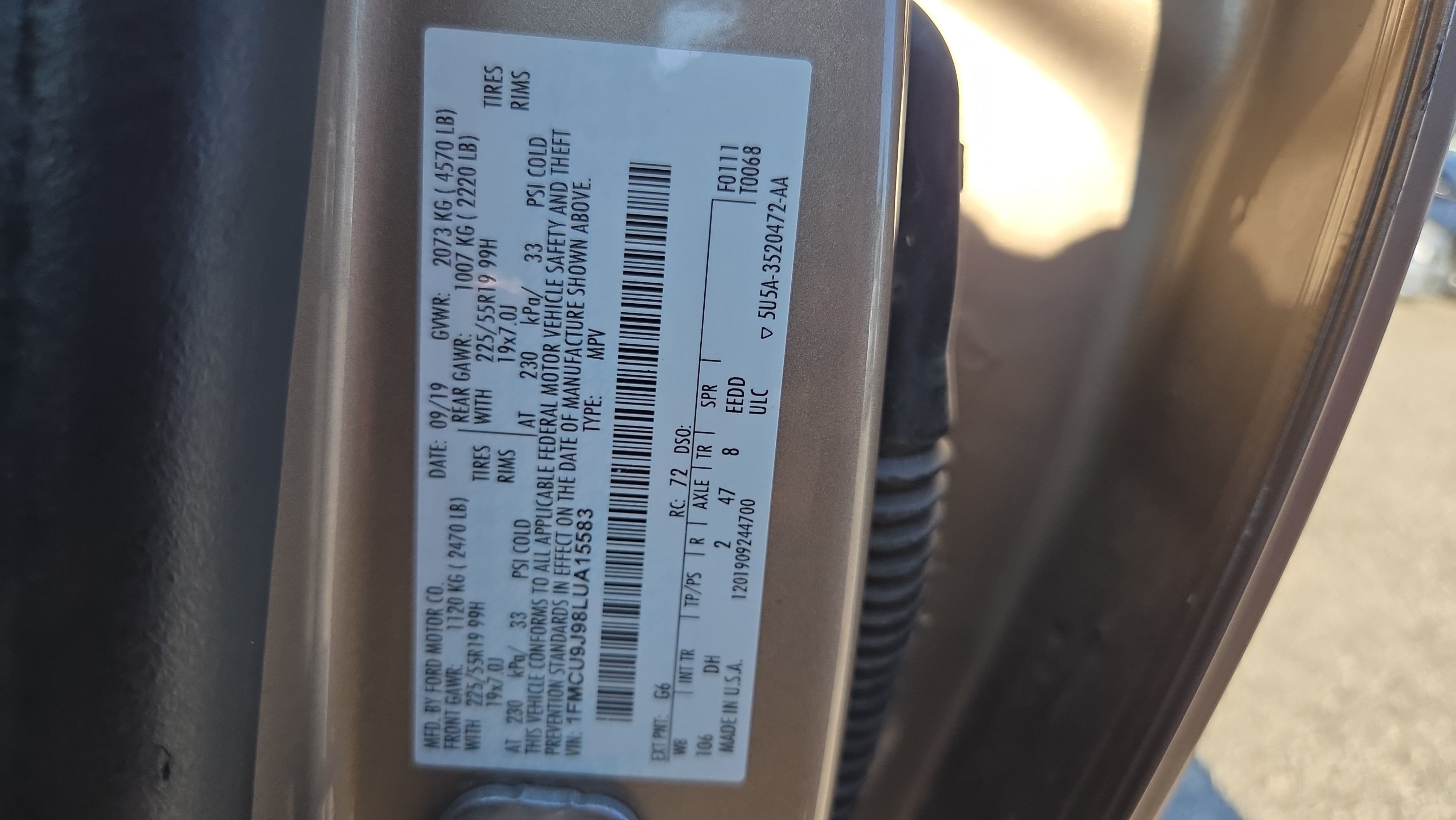 Used 2020 Ford Escape Titanium AWD/4WD image 21