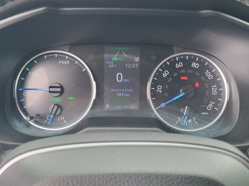Used 2022 Toyota RAV4 SE AWD/4WD image 13