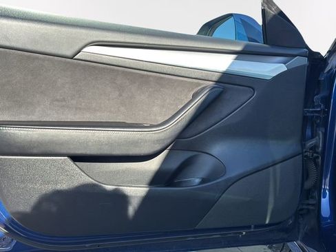 Used 2021 Tesla Model 3 Performance image 21