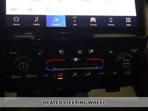 Used 2023 Jeep Grand Cherokee Limited w/ Luxury Tech Group II AWD/4WD image 9