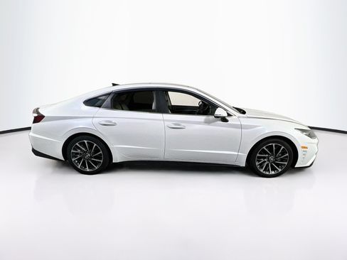 Used 2022 Hyundai Sonata Limited FWD image 4